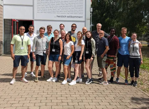 Die Mitarbeiter von Lassen bei einem Betriebsausflug zu Solvis. 